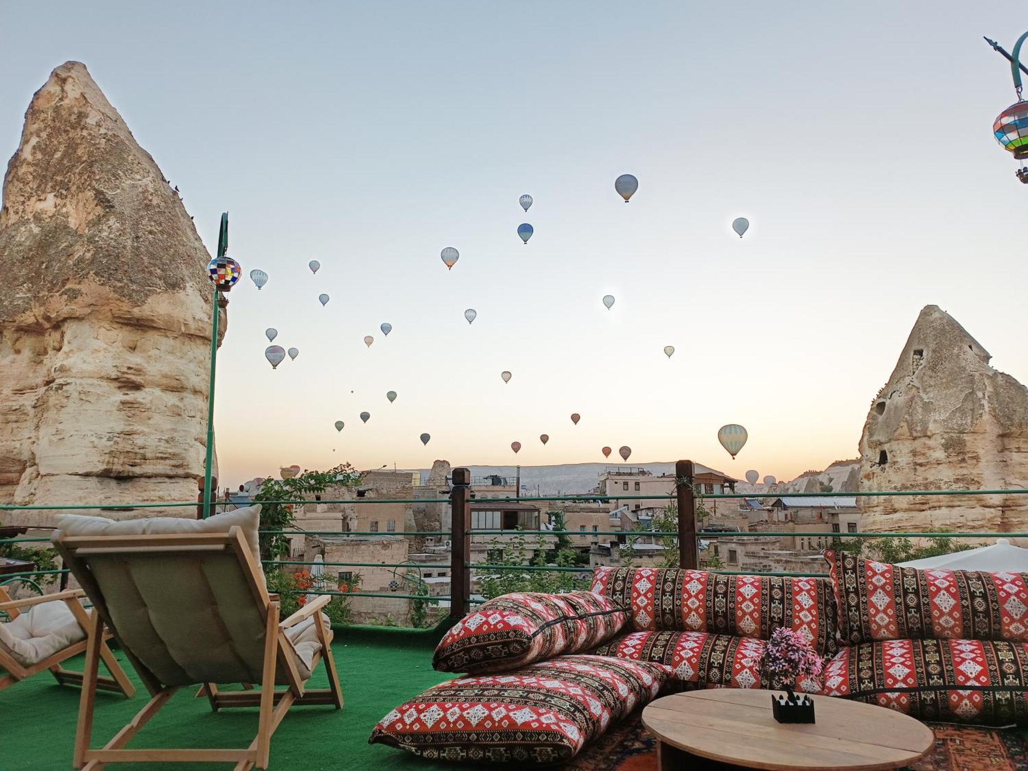 Vintage Cave House Hotel Göreme Exteriör bild