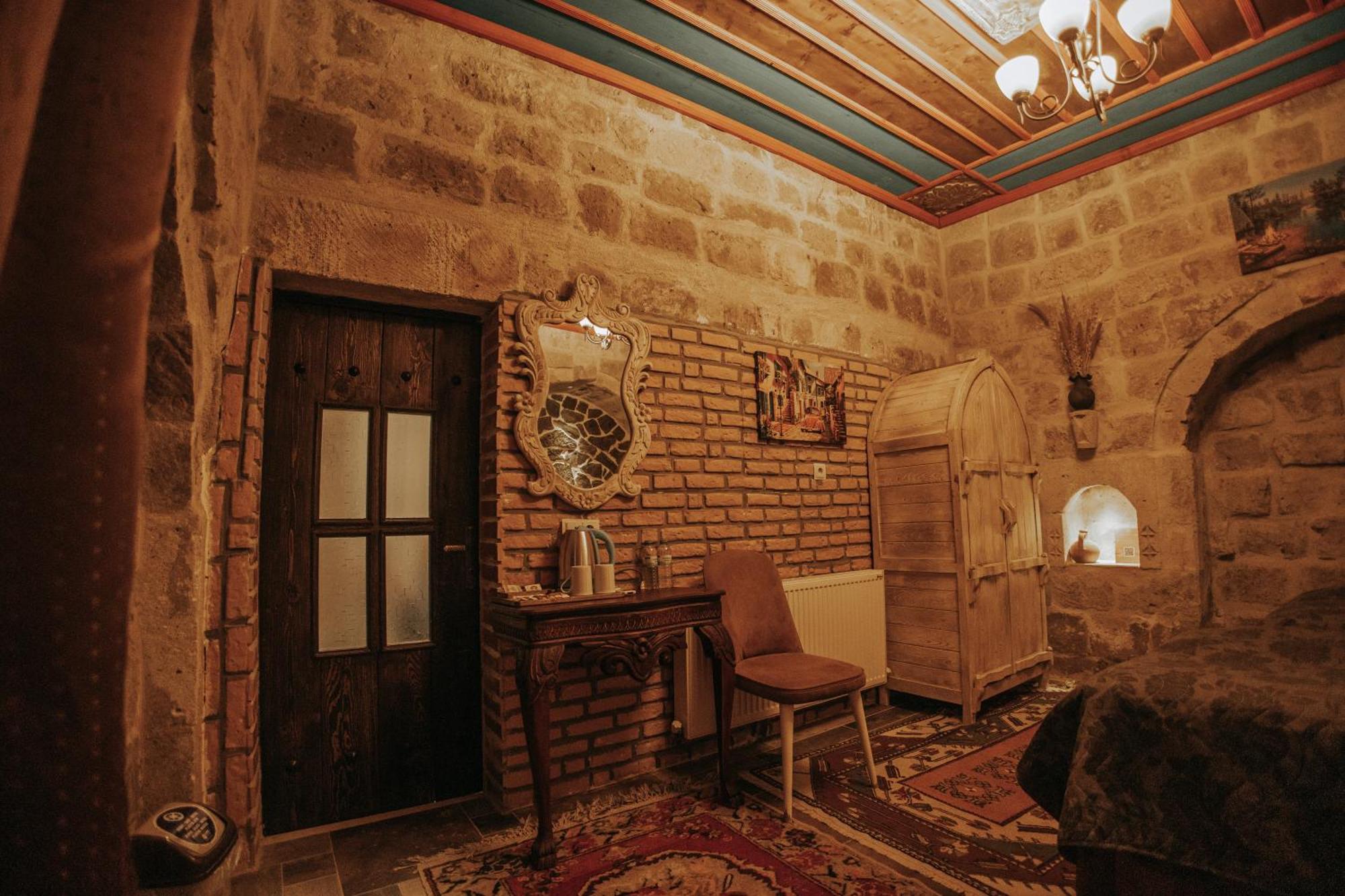 Vintage Cave House Hotel Göreme Exteriör bild