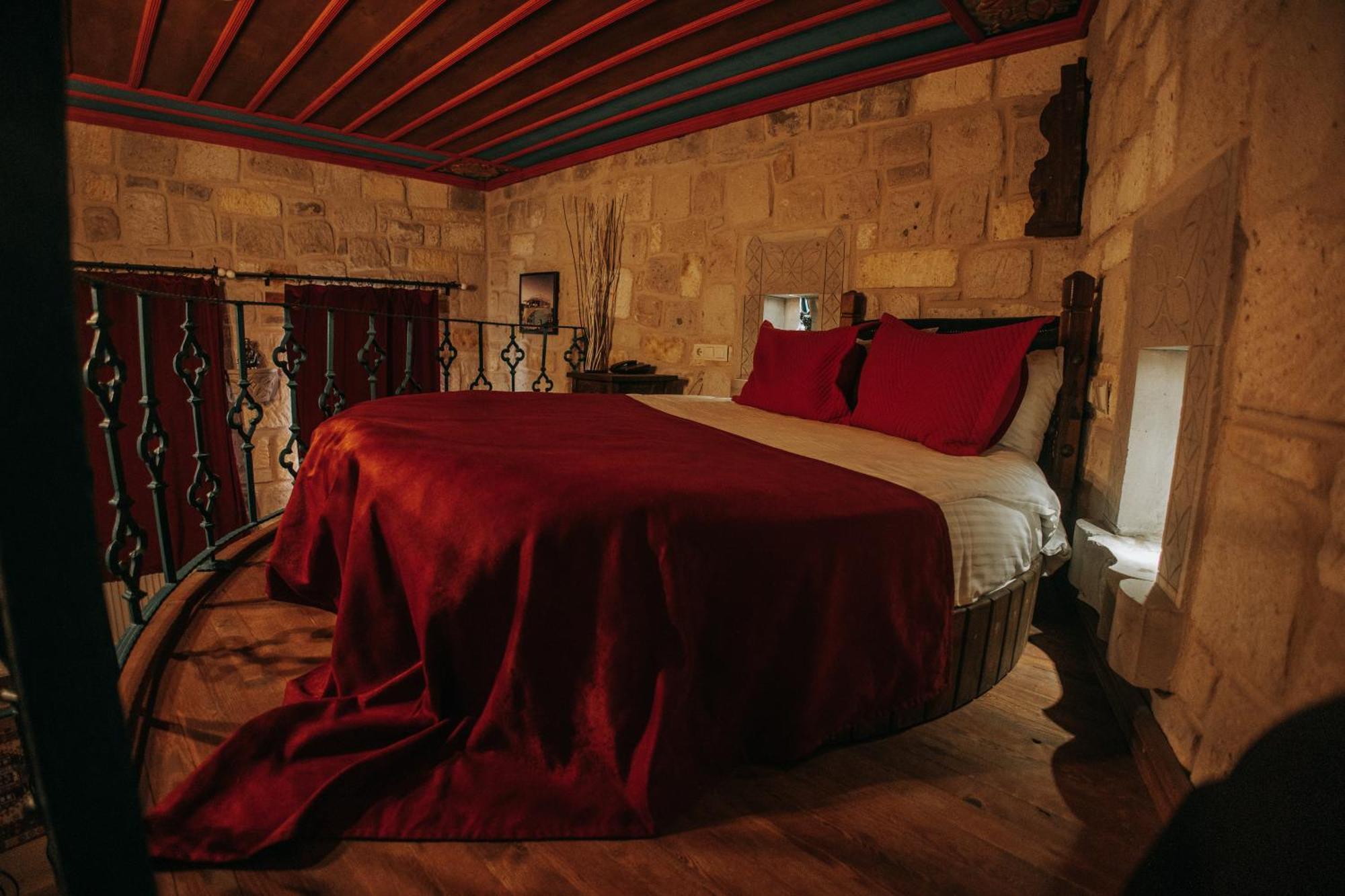 Vintage Cave House Hotel Göreme Exteriör bild