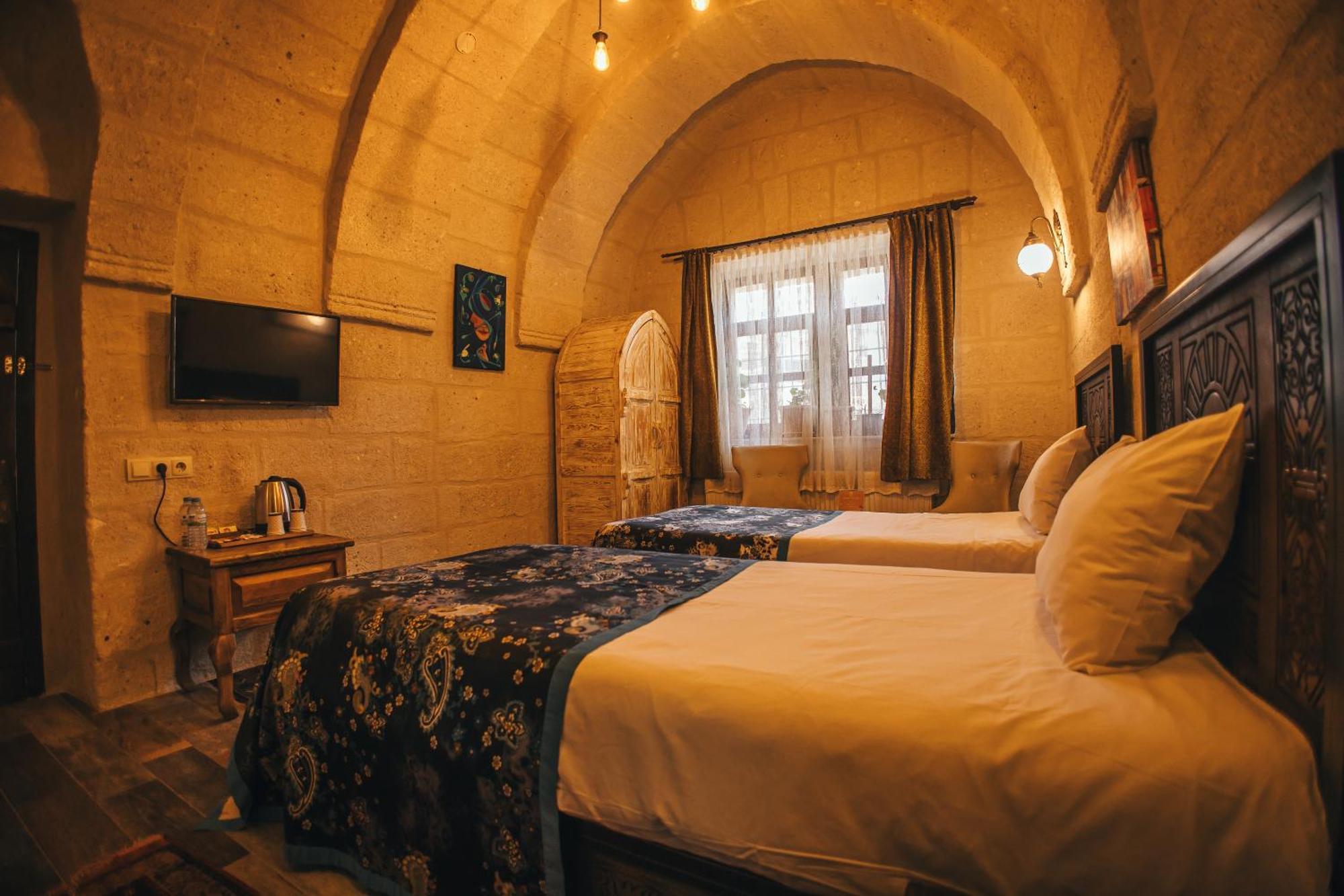 Vintage Cave House Hotel Göreme Exteriör bild